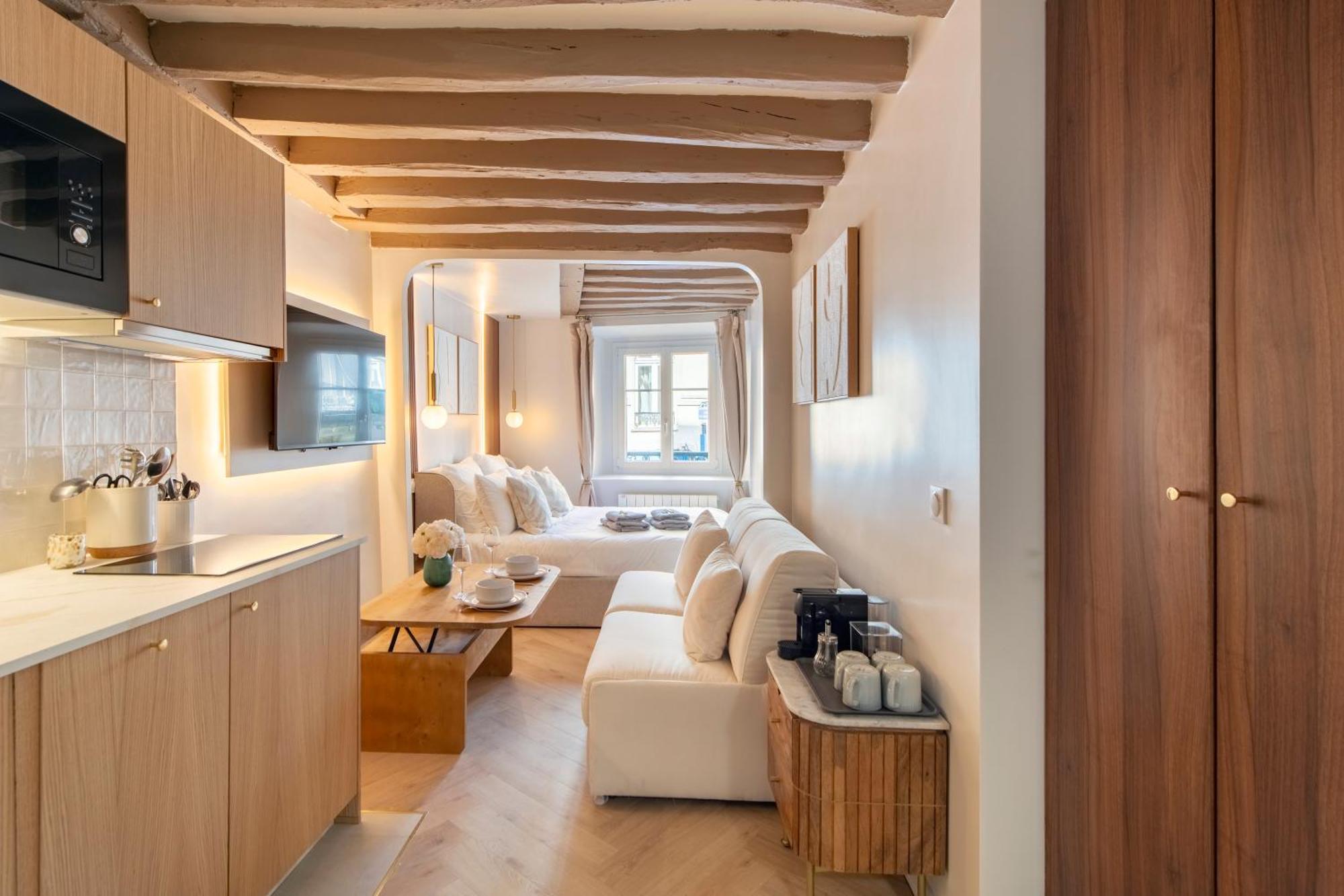 Louvre - Rivoli - Designer - Sleeps 3p *